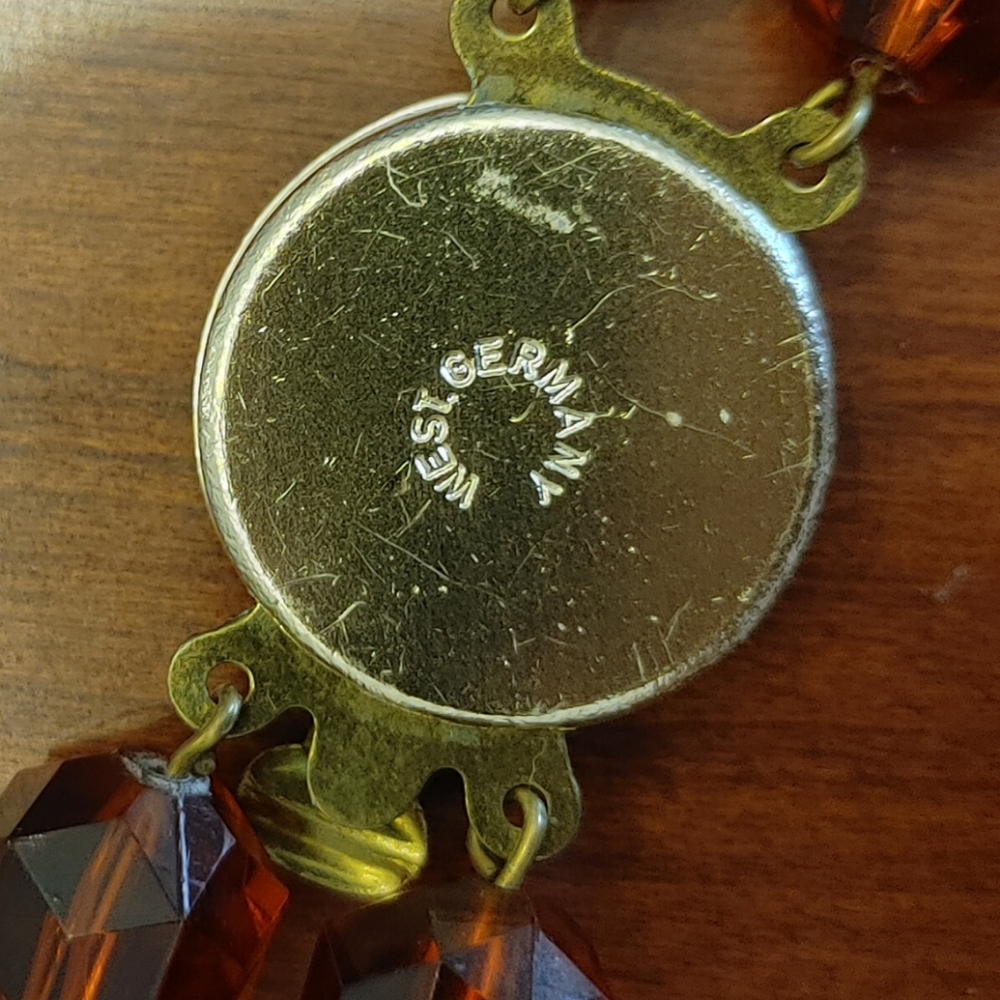 Versatile Gold Tone And Sim Ruby Red Beaded Neckl… - image 5